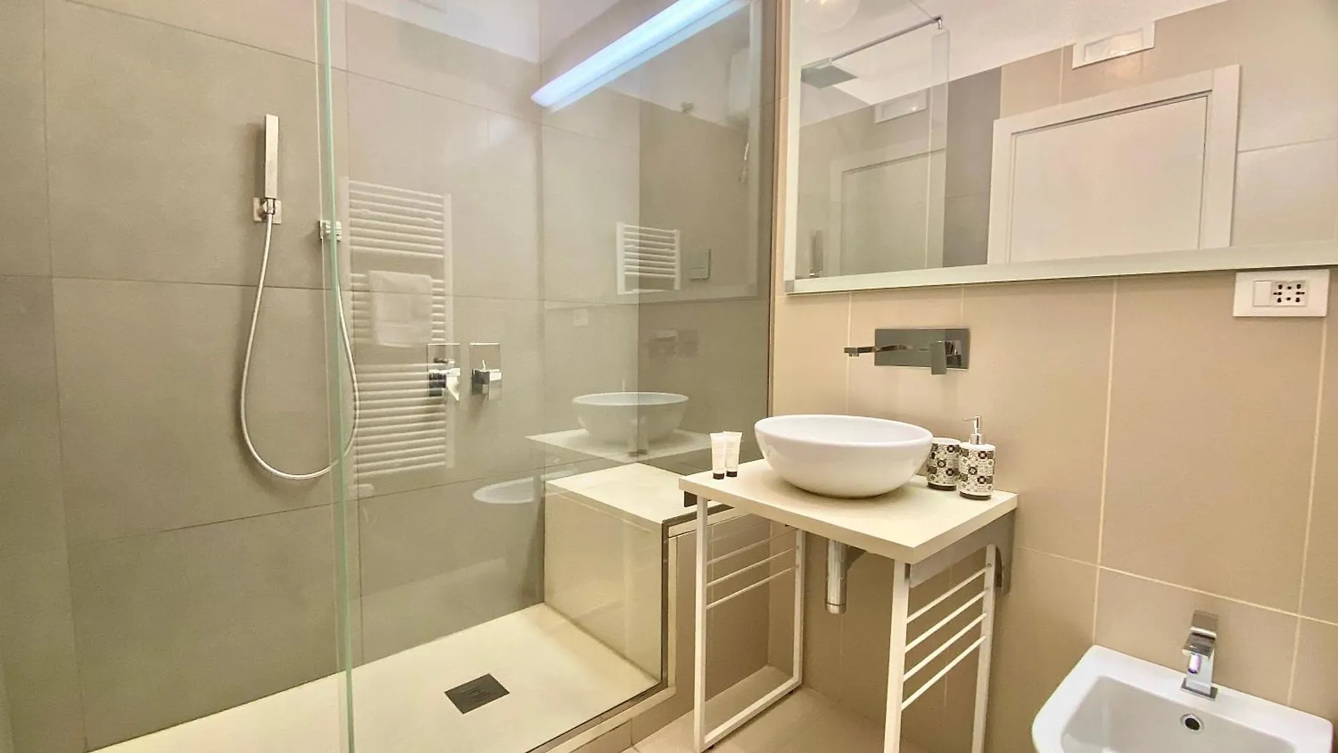 Hab Europa Apartment La Spezia